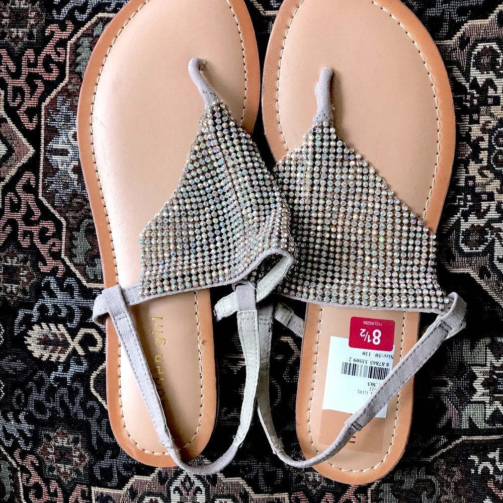 Sandals Size 8.5 with Shiny iridescent beads NWT